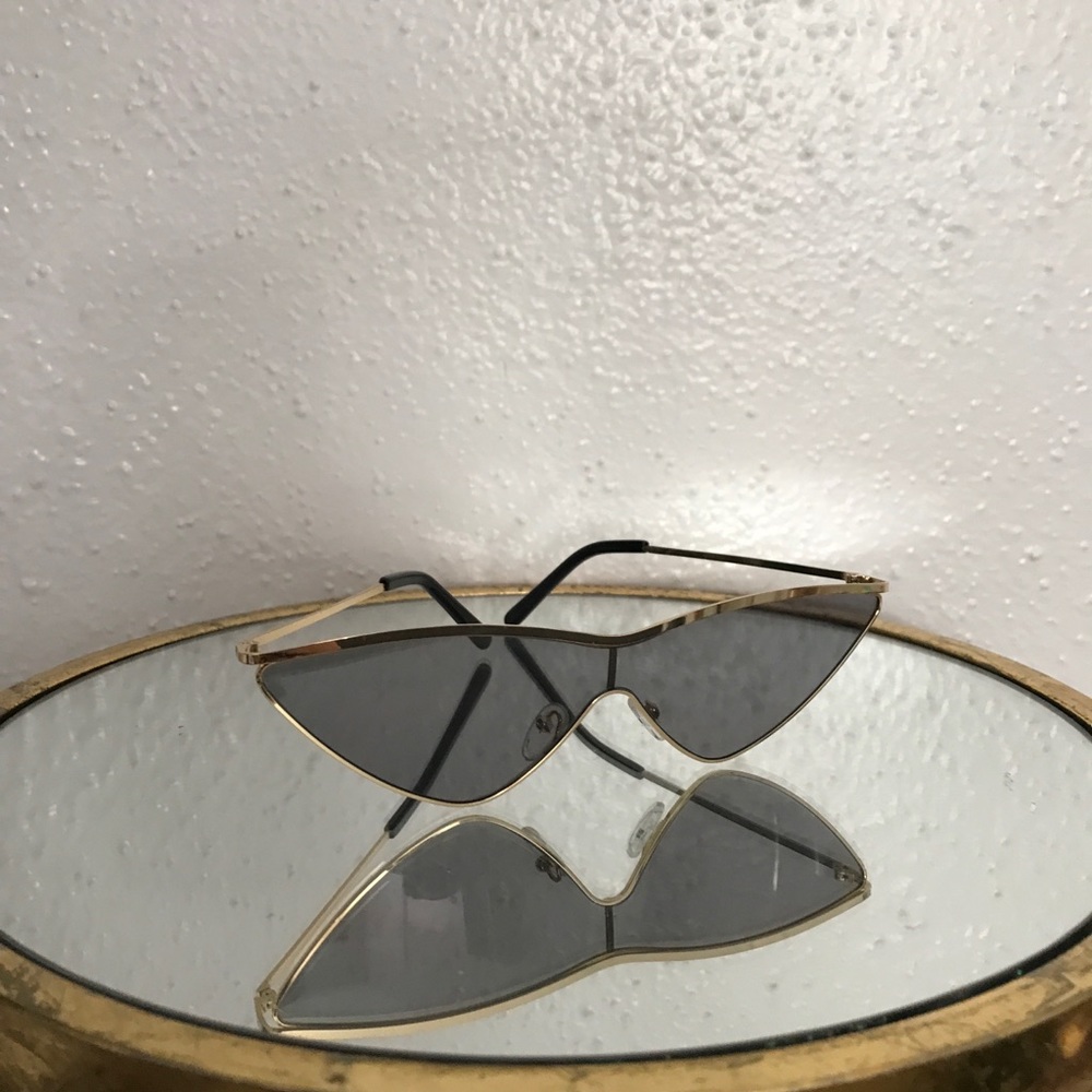 Retro sunglasses